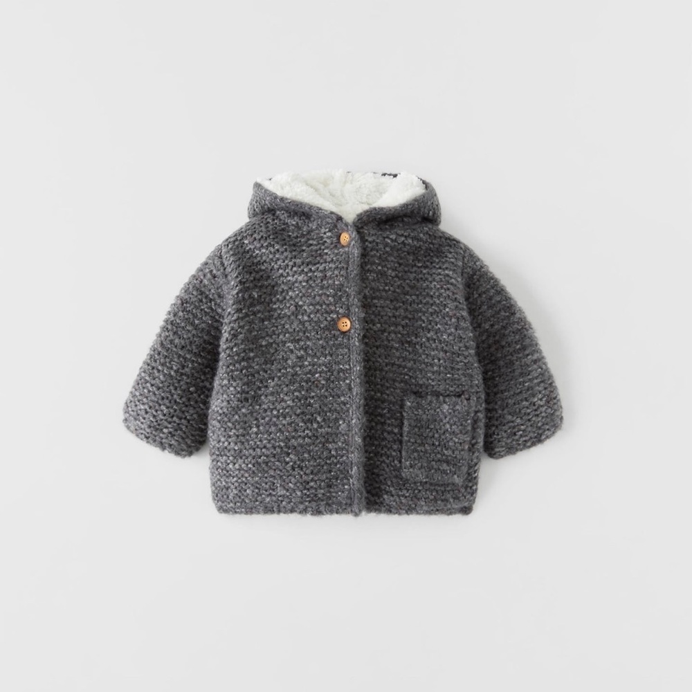 Faux fur knit oversized anthracite grey jacket from Zara
